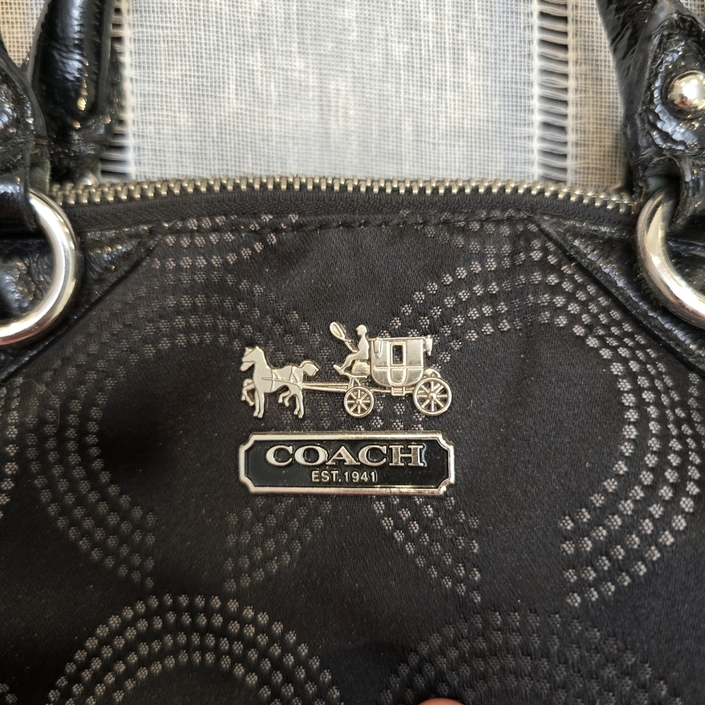 Coach Purse Black Authentic #F109315935 Handbag - Picture 11 of 11